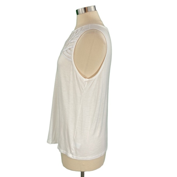 Liz Claiborne Petite White Mesh Front Sleeveless Top - Picture 11 of 16